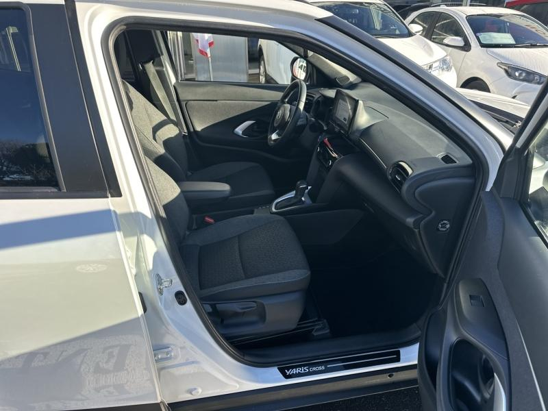 TOYOTA Yaris Cross d’occasion à vendre à LATTES chez ADL (Photo 9)