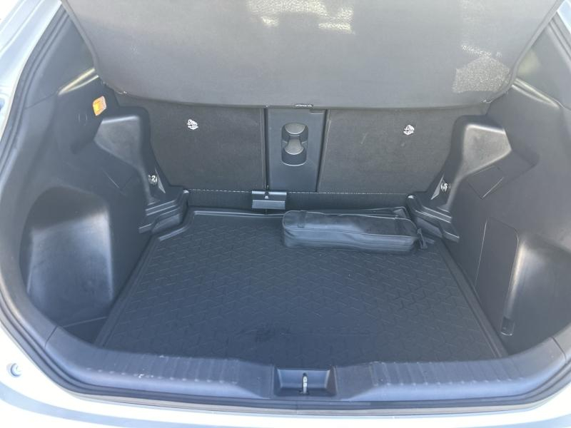 TOYOTA Yaris Cross d’occasion à vendre à LATTES chez ADL (Photo 11)