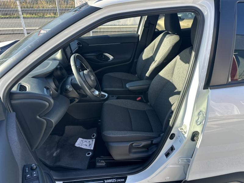 TOYOTA Yaris Cross d’occasion à vendre à LATTES chez ADL (Photo 12)