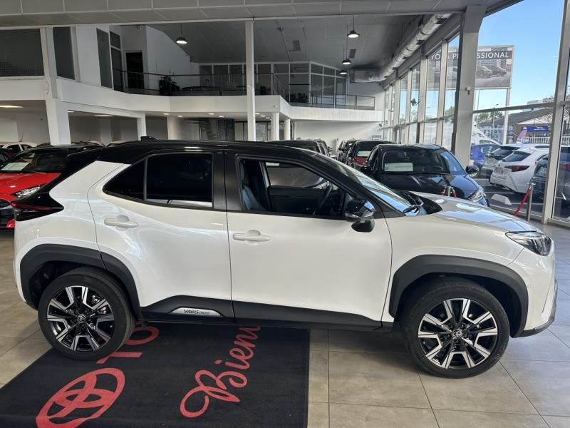 TOYOTA Yaris Cross d’occasion à vendre à LATTES chez ADL (Photo 3)