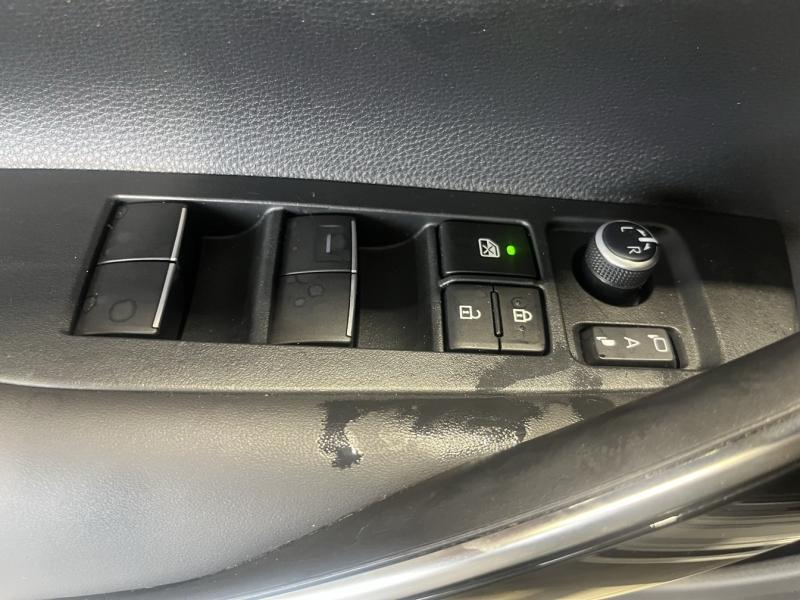 TOYOTA Corolla d’occasion à vendre à LATTES chez ADL (Photo 8)